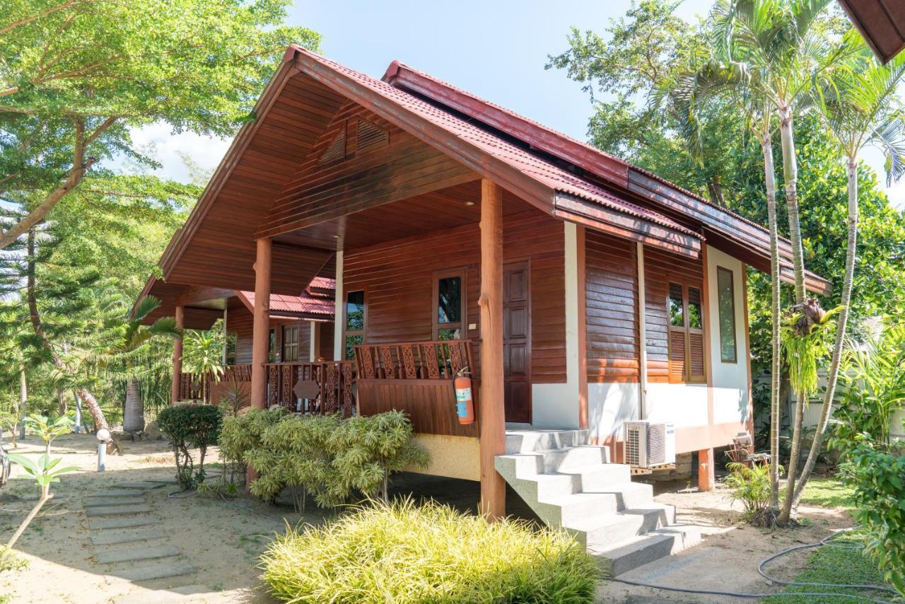 Phangan Lodge Baan Tai Bagian luar foto
