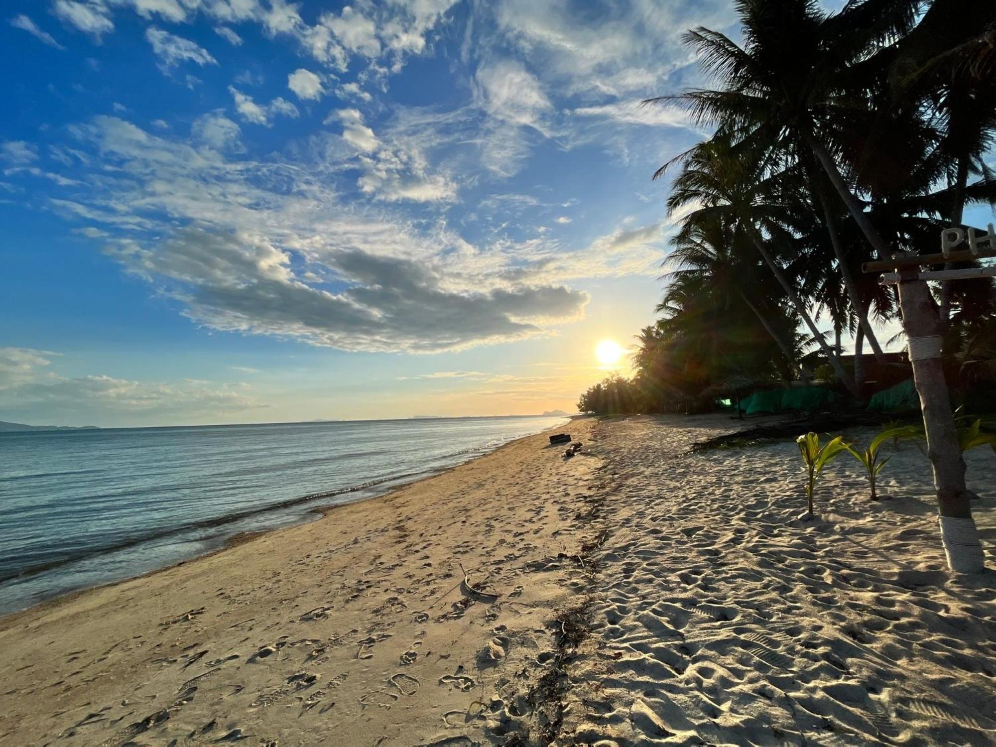 Phangan Lodge Baan Tai Bagian luar foto