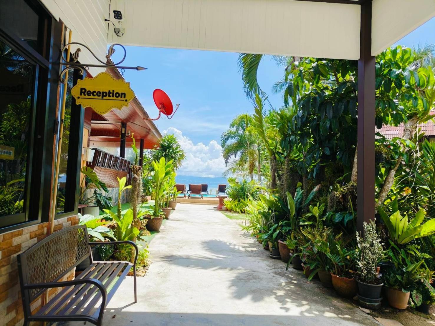 Phangan Lodge Baan Tai Bagian luar foto